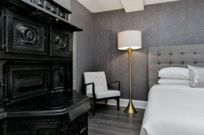 Centrally located Stay In Boston's Bay